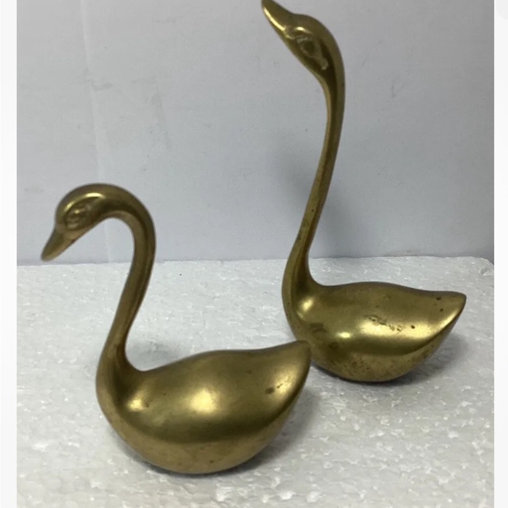 Brass Set of Swans - Picture 3 of 4